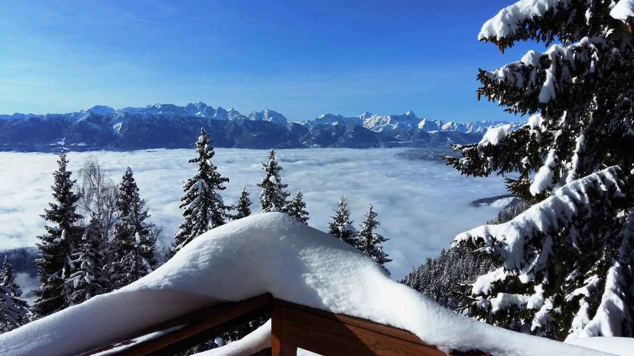 Hotel Alpinum Treffen Exterior photo